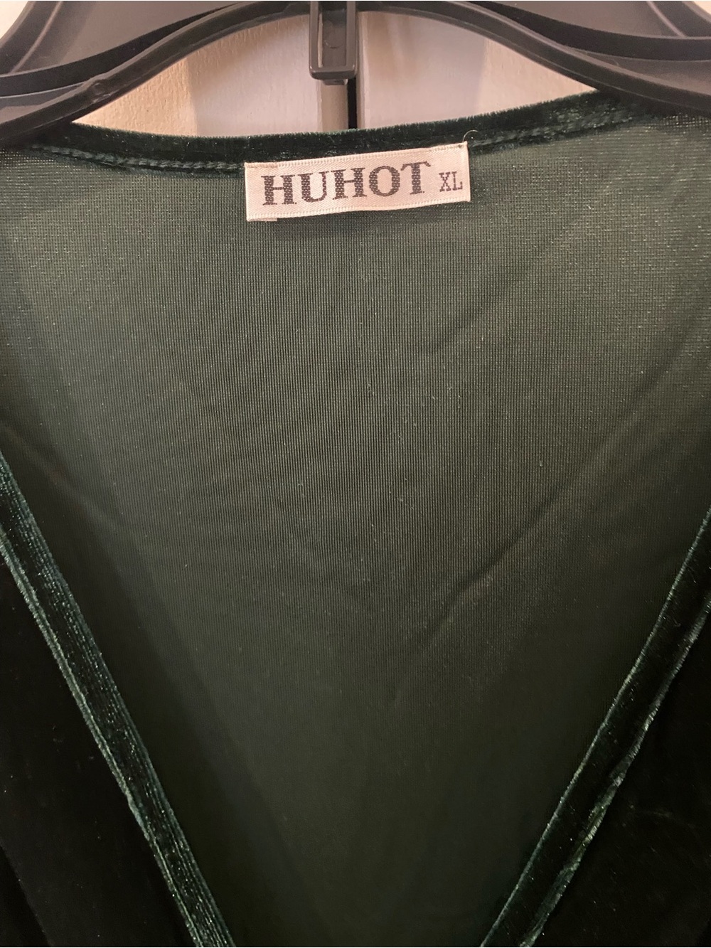 Long Sleeve Ruched Deep Green V-Neck Bodycon Dress π NWOT - Picture 4 of 5